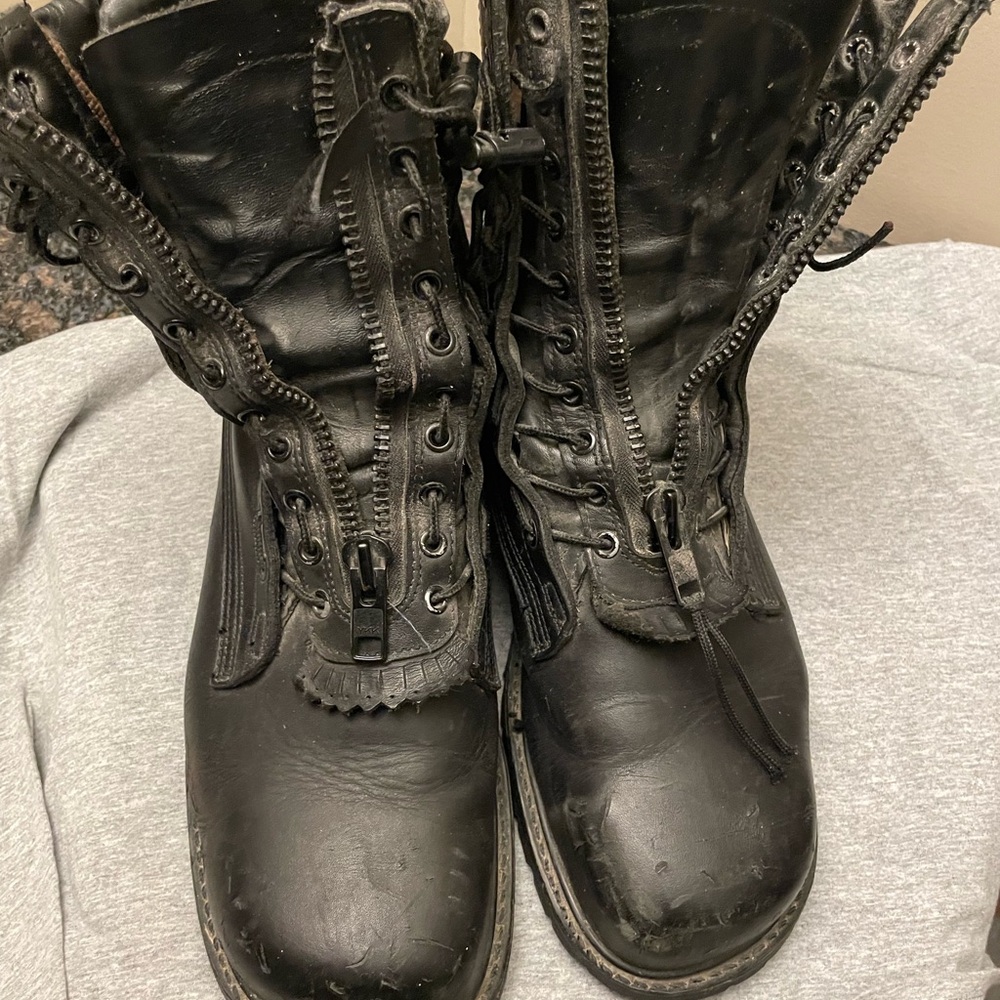 Warrington Fire boots with speed laces- light use